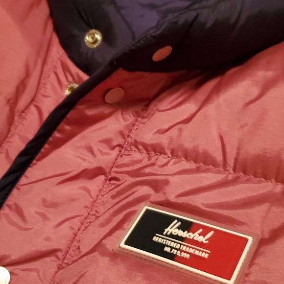 Reversible Featherless Vest - Picture 9 of 12